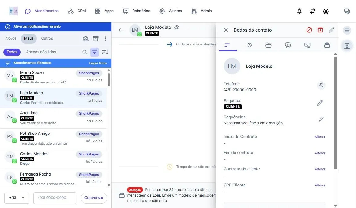 Painel Dados do contato aberto ao lado da conversa, com telefone, etiquetas, sequências e campos próprios